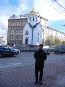 Diese Kirche stellt den Mittelpunkt Russlands dar. Das behaupten zumindest die Bewohner von Nowosiibirsk ;)